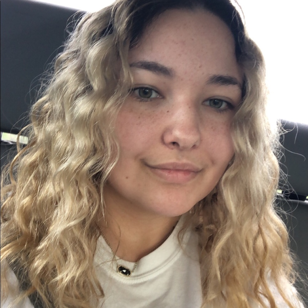 Meet your Posher, Mykenzie
